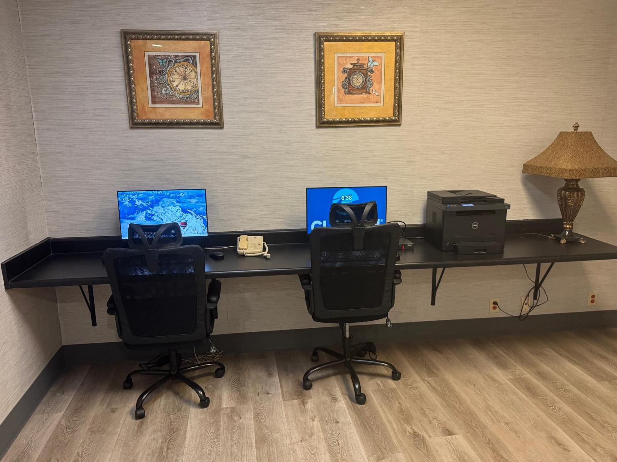 Clarion Inn & Suites Dothan South Bagian luar foto